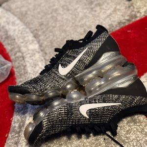 COPY - Men black vapormax